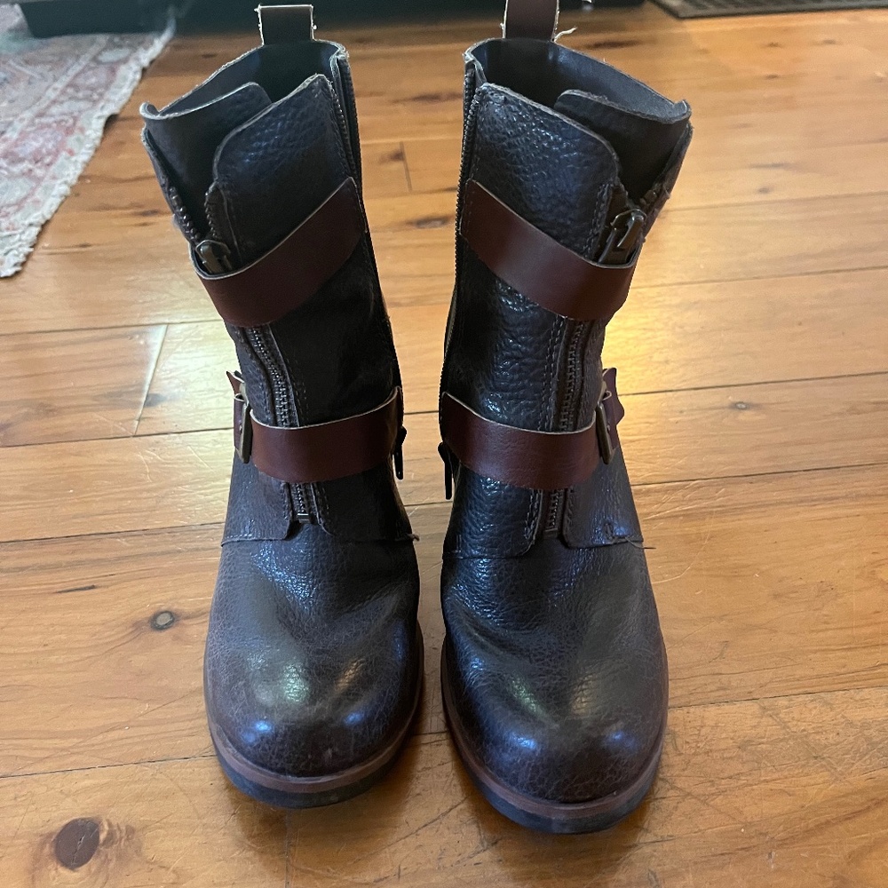 Kork-Ease Boots. Women’s size 6 1/2